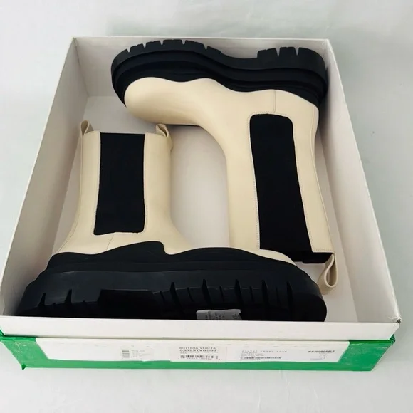 Bottega Veneta Tire Chelsea Boot in Sea Salt NWT  $1450 EU 38 - Picture 11 of 16